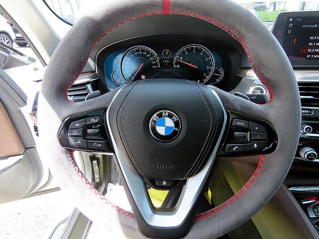 BMW 5 Series - Vista 8