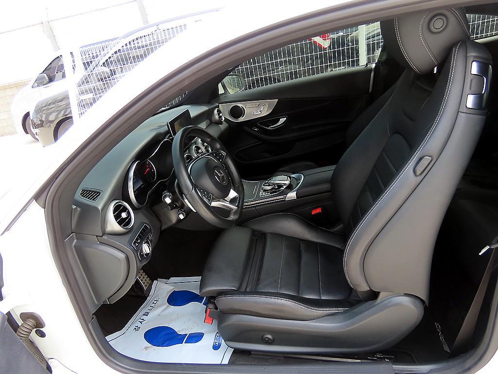 Mercedes Benz C Class - Vista 5