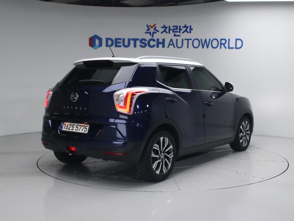 Ssangyong Tivoli - Vista 2