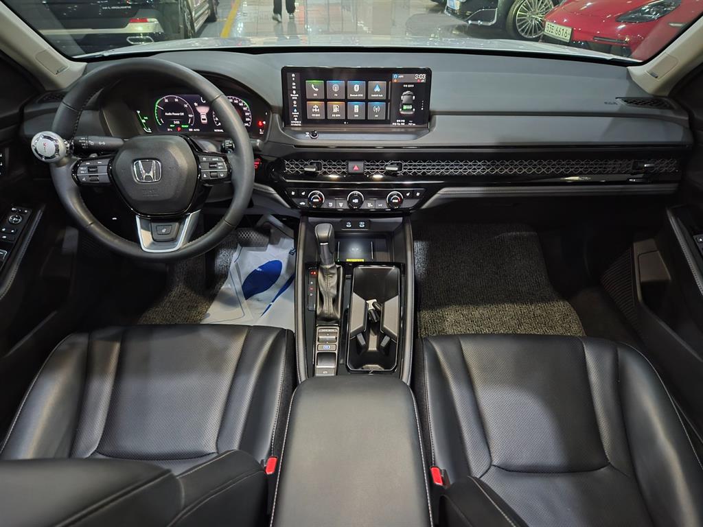 Honda Accord - Vista 9