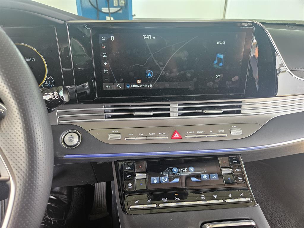 HYUNDAI Grandeur - Vista 7