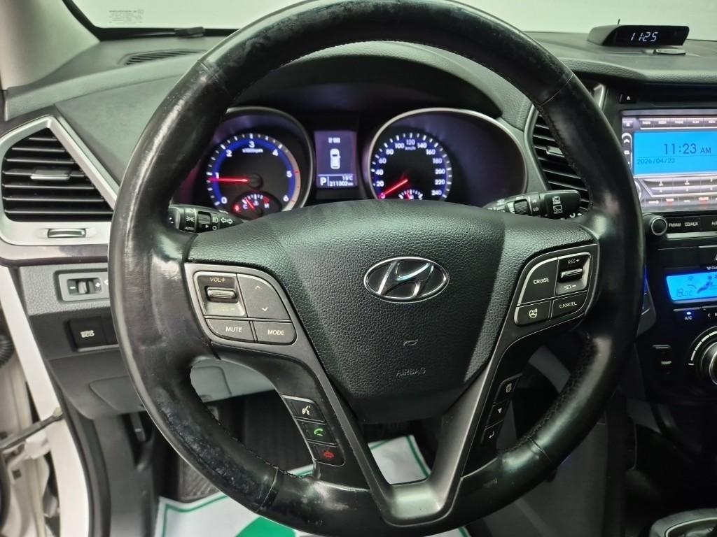 HYUNDAI Santa Fe - Vista 9