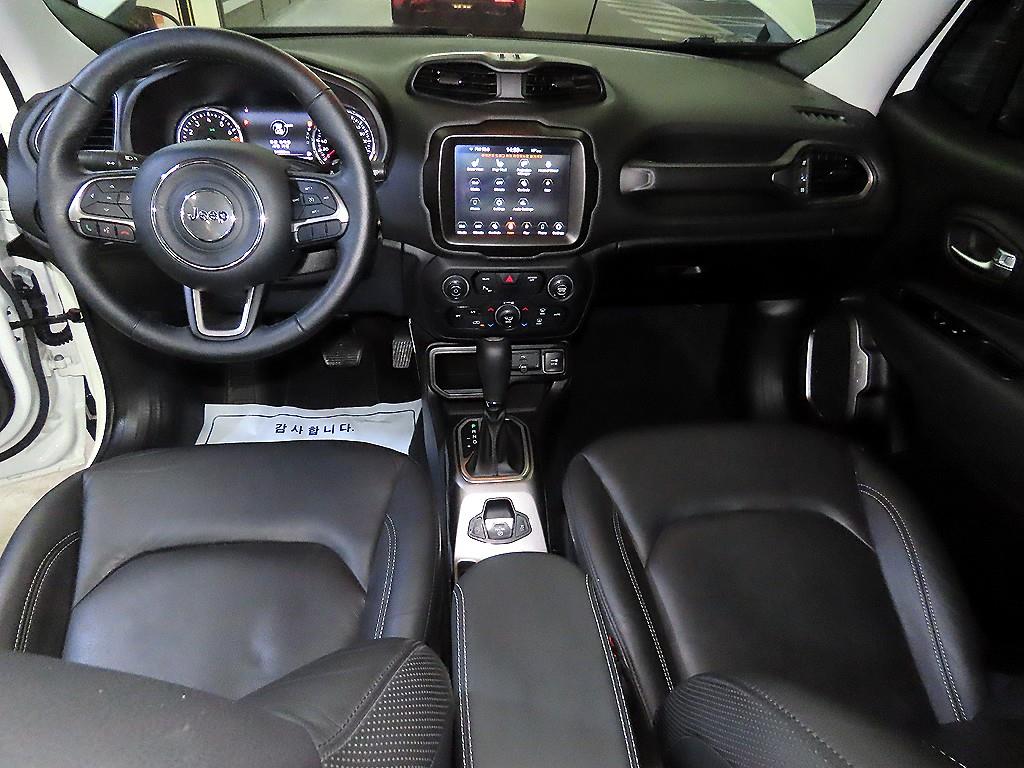 Jeep Renegade - Vista 10