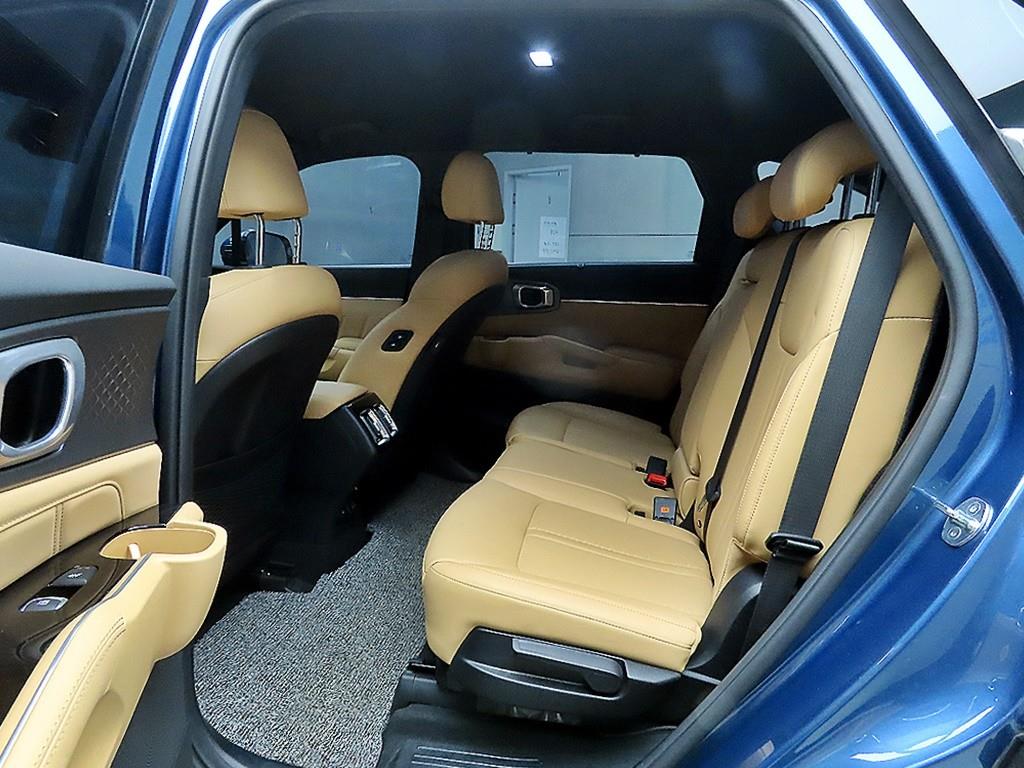 KIA Sorento - Vista 6