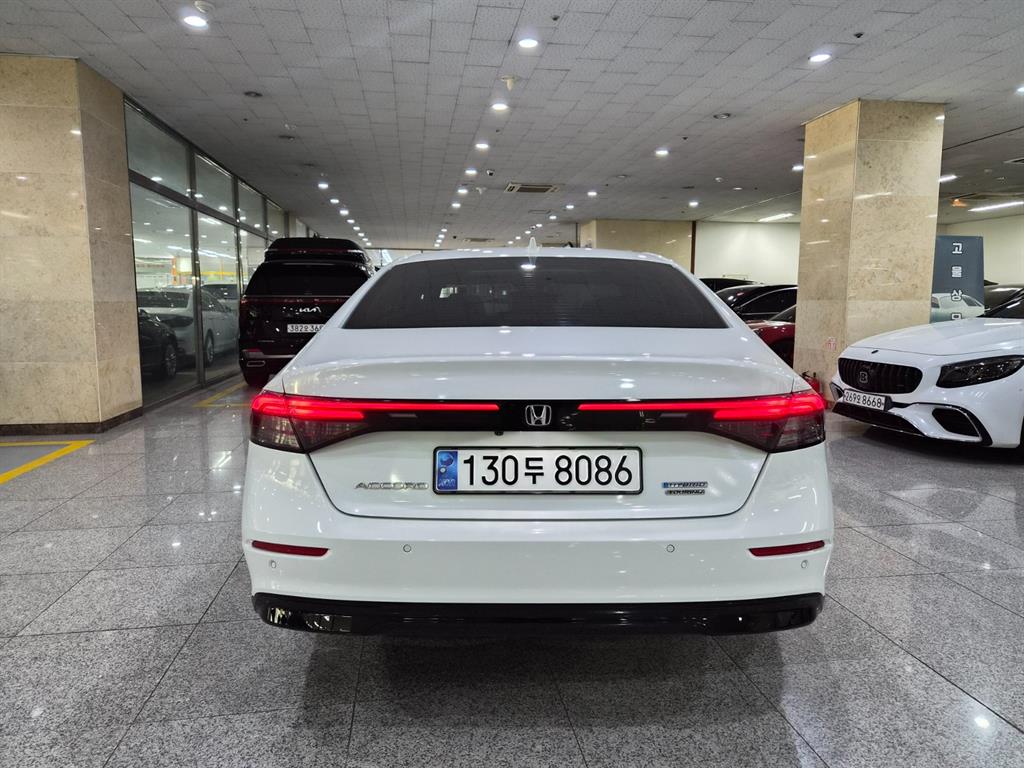 Honda Accord - Vista 4