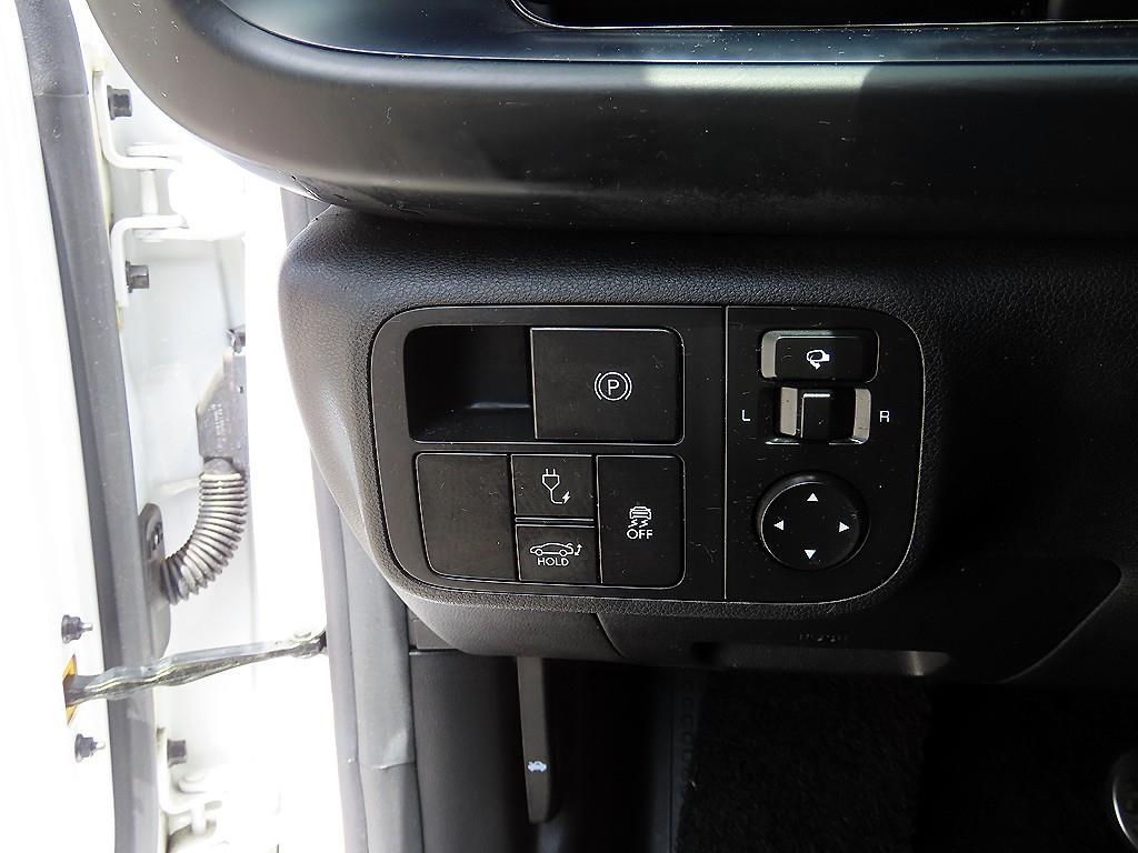 HYUNDAI Ioniq 6 - Vista 12