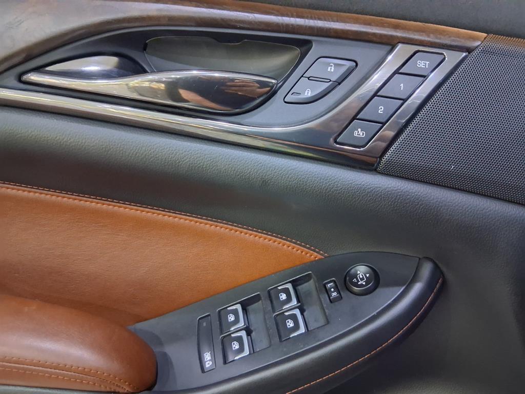 Cadillac CTS - Vista 5