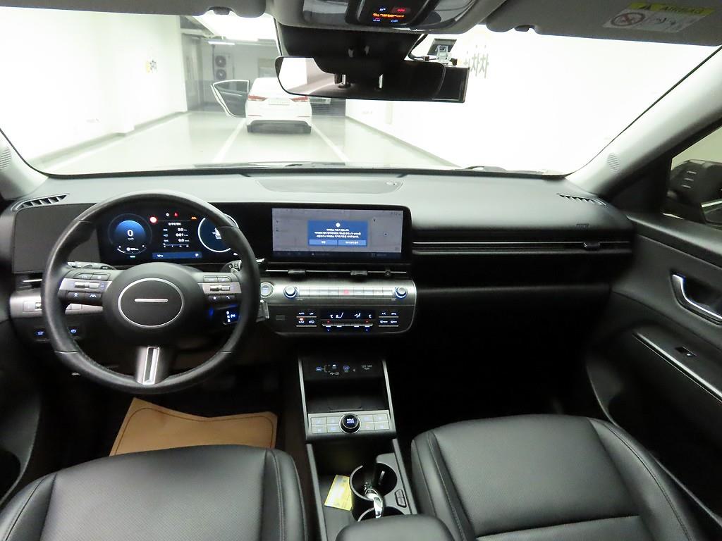 HYUNDAI Kona - Vista 7