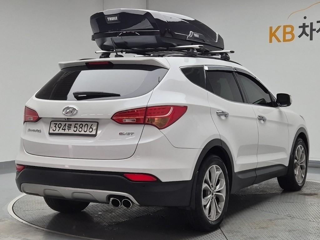 HYUNDAI Santa Fe - Vista 3