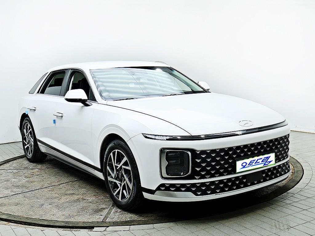 HYUNDAI Grandeur - Vista 3