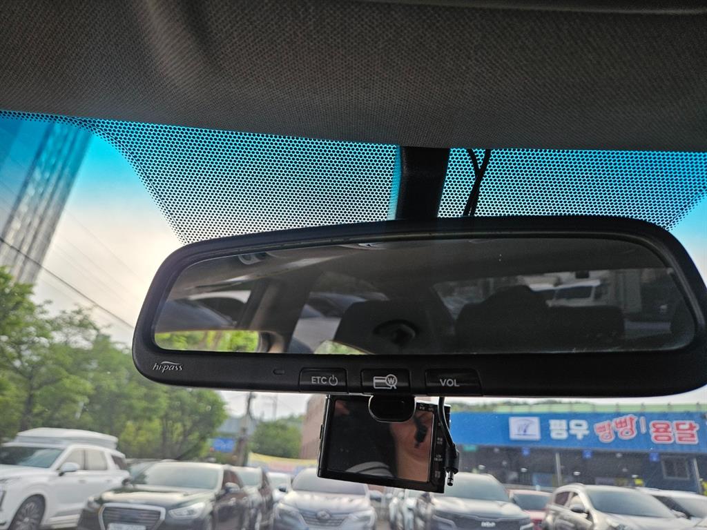 HYUNDAI Accent - Vista 12
