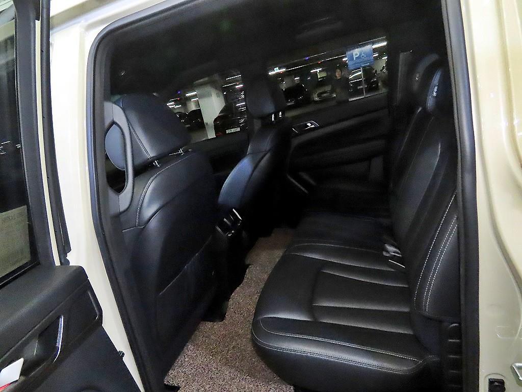 Ssangyong Rexton - Vista 7