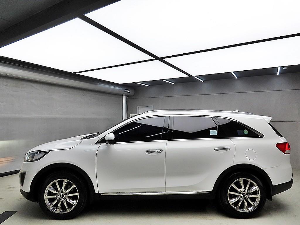 KIA Sorento - Vista 4