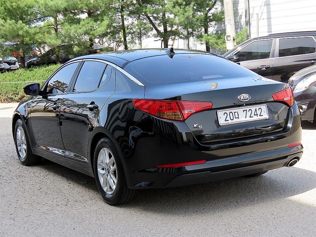 KIA K5 - Vista 3