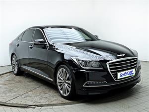 HYUNDAI Genesis - Vista 4