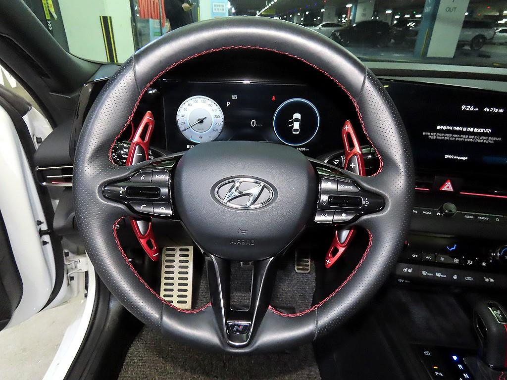 HYUNDAI Avante - Vista 8