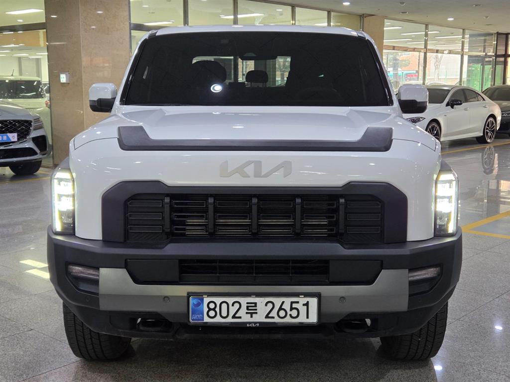 KIA Tasman - Vista 2