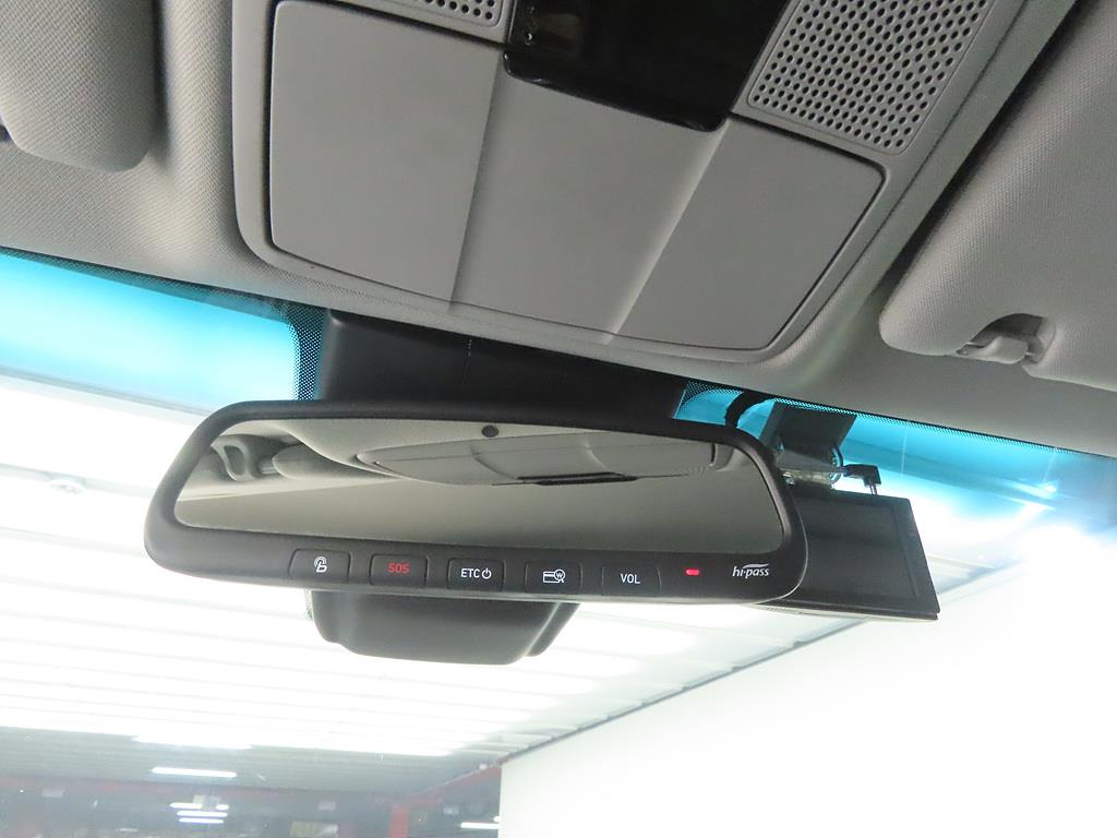 HYUNDAI Grandeur - Vista 12