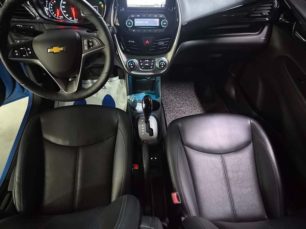 Chevrolet Spark - Vista 10