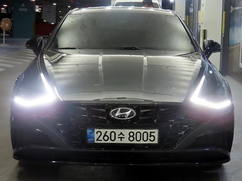 HYUNDAI Sonata - Vista 2