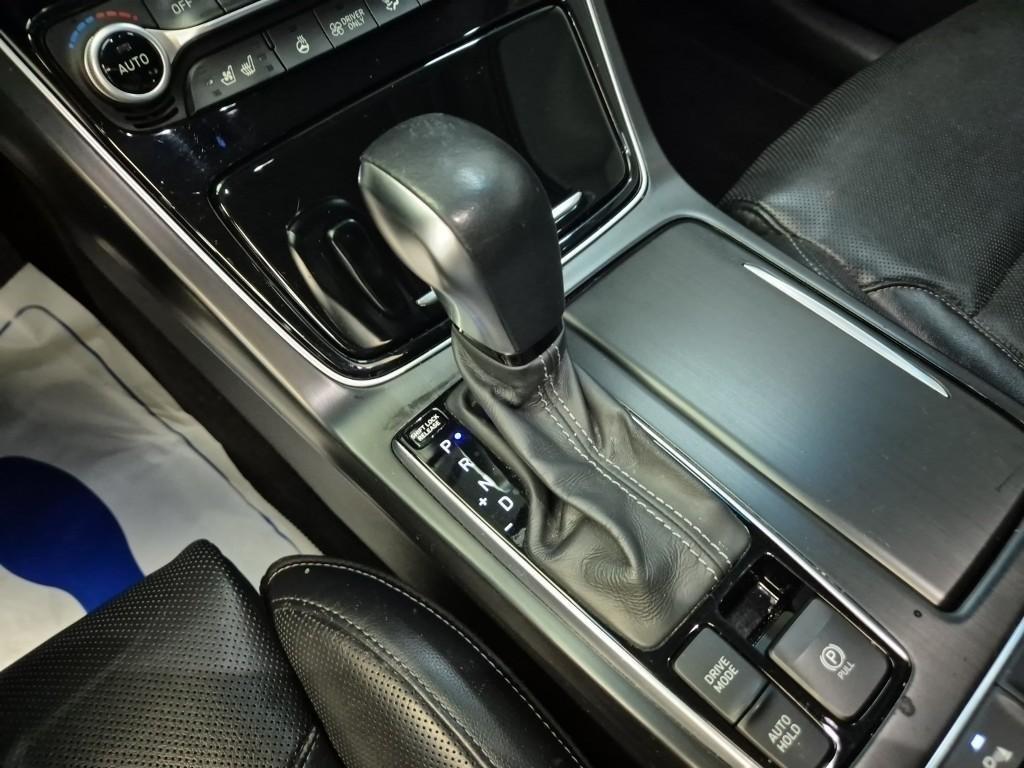 HYUNDAI Grandeur - Vista 8