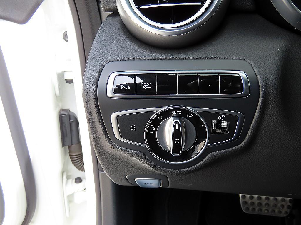 Mercedes Benz C Class - Vista 10