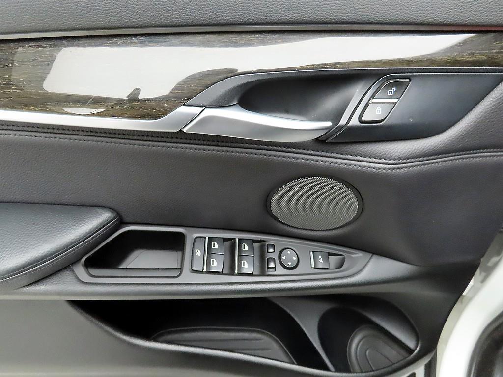 BMW X6 - Vista 11