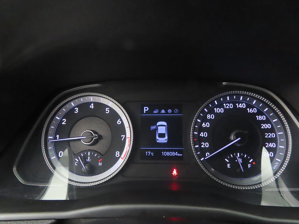 HYUNDAI Sonata - Vista 9