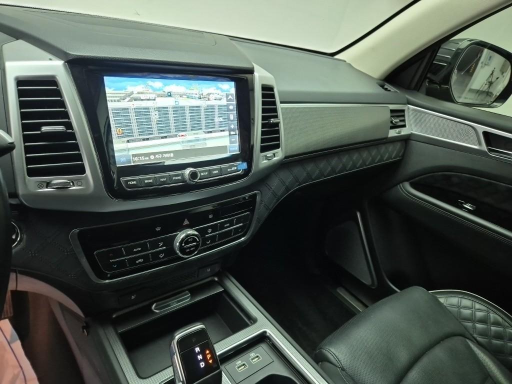 Ssangyong Rexton - Vista 9