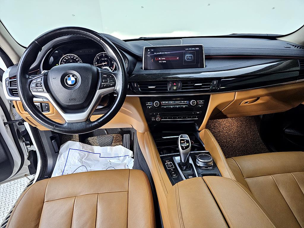 BMW X6 - Vista 5