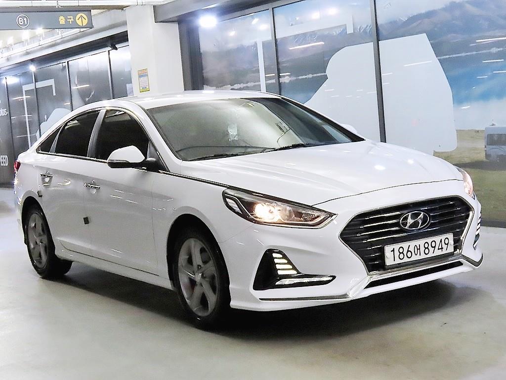 HYUNDAI Sonata 2019 Blanco - Importación desde Corea - HF Imports Iquique - Foto 1