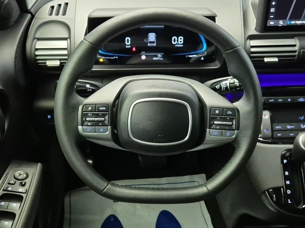 HYUNDAI Casper - Vista 9