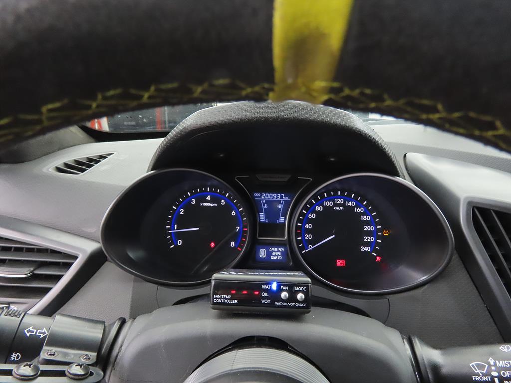 HYUNDAI Veloster - Vista 9
