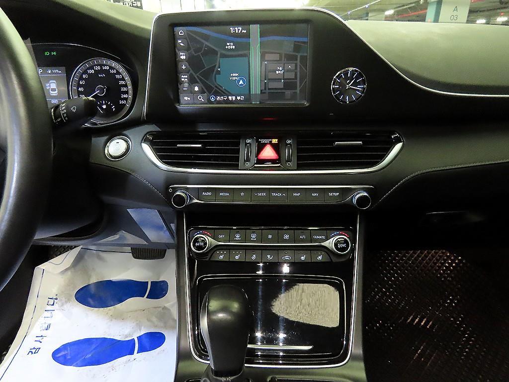 HYUNDAI Grandeur - Vista 11