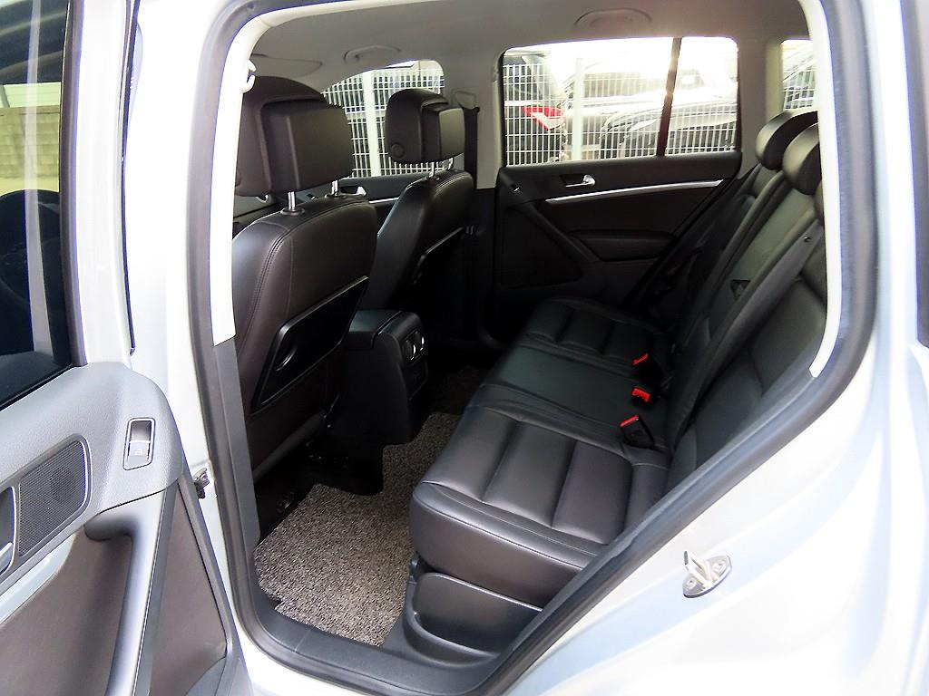 Volkswagen Tiguan - Vista 6