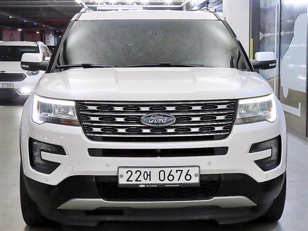 Ford Explorer - Vista 2