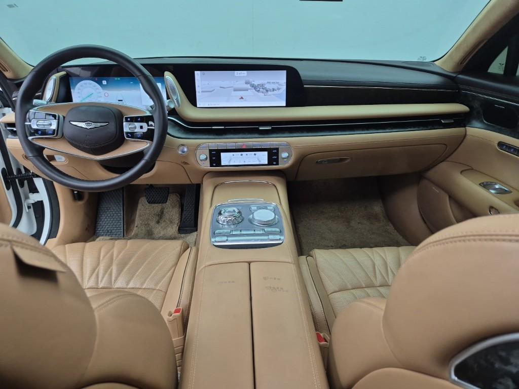 Genesis G90 - Vista 5