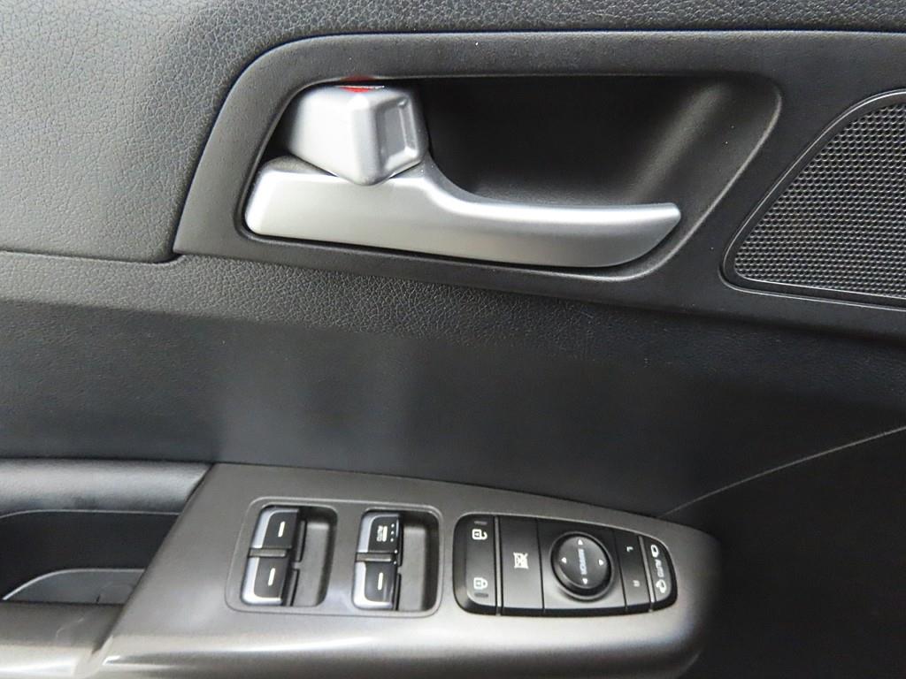 KIA Sportage - Vista 9