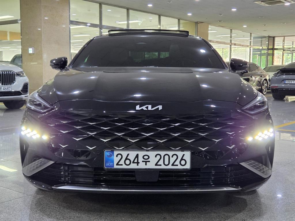 KIA K8 - Vista 2