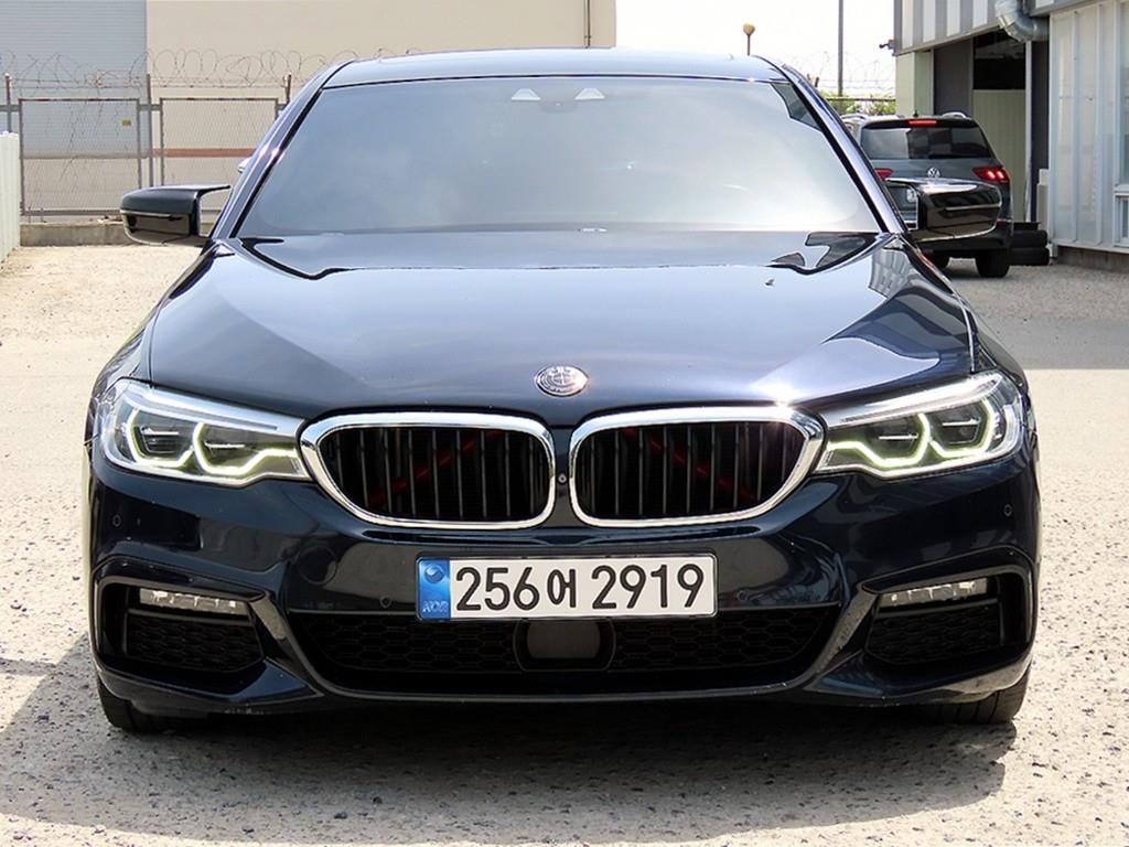 BMW 5 Series 2019 Negro - Importación desde Corea - HF Imports Iquique - Foto 1