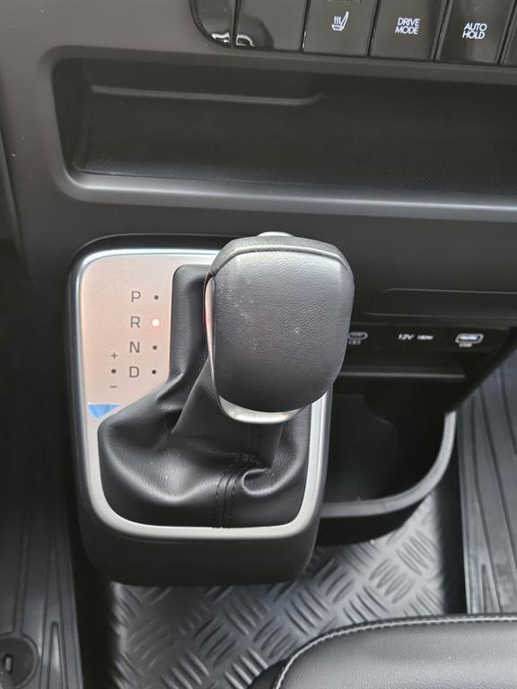 HYUNDAI Staria - Vista 12