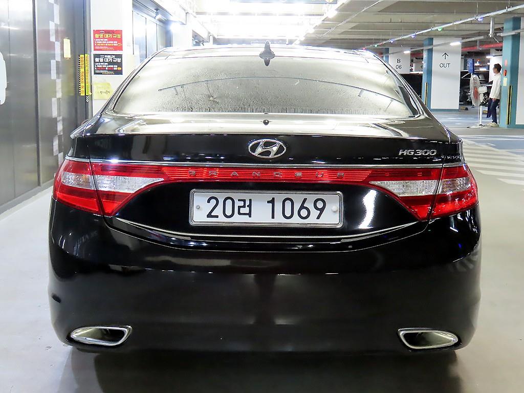 HYUNDAI Grandeur - Vista 5