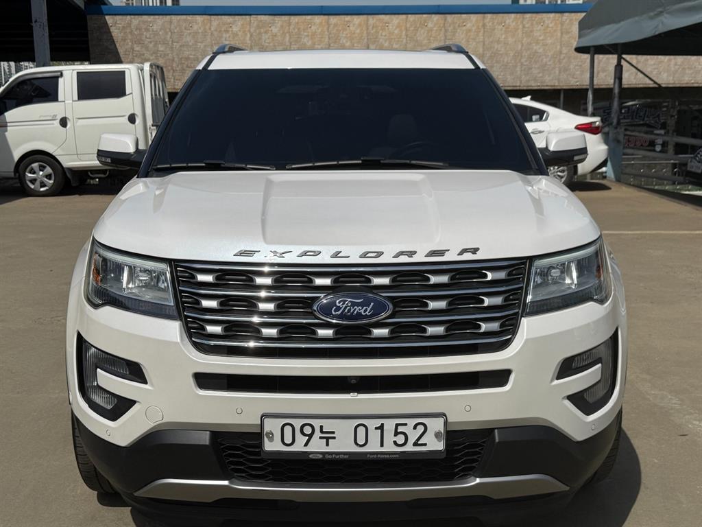 Ford Explorer 2017 Blanco - Importación desde Corea - HF Imports Iquique - Foto 1