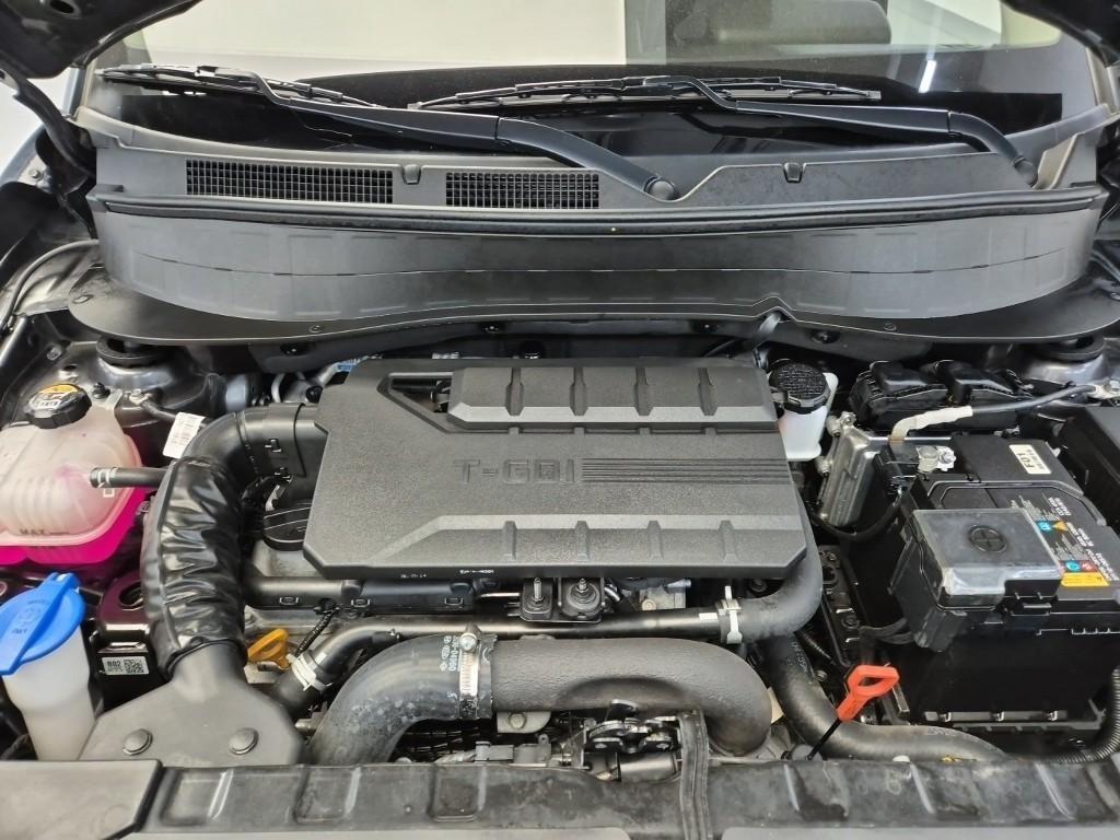 HYUNDAI Casper - Vista 5
