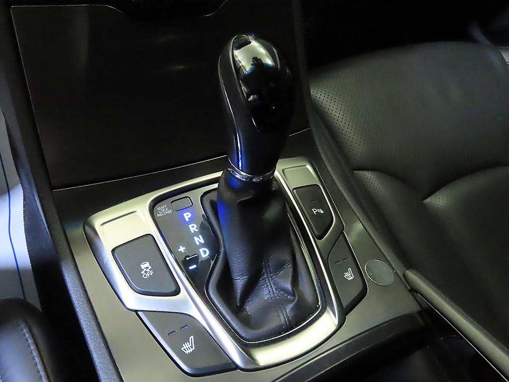 HYUNDAI Grandeur - Vista 12