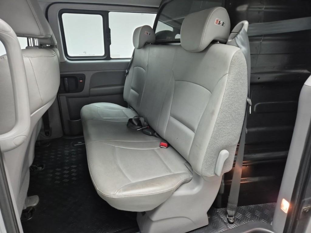 HYUNDAI Starex 2018 Plateado - Importación desde Corea - HF Imports Iquique - Foto 13