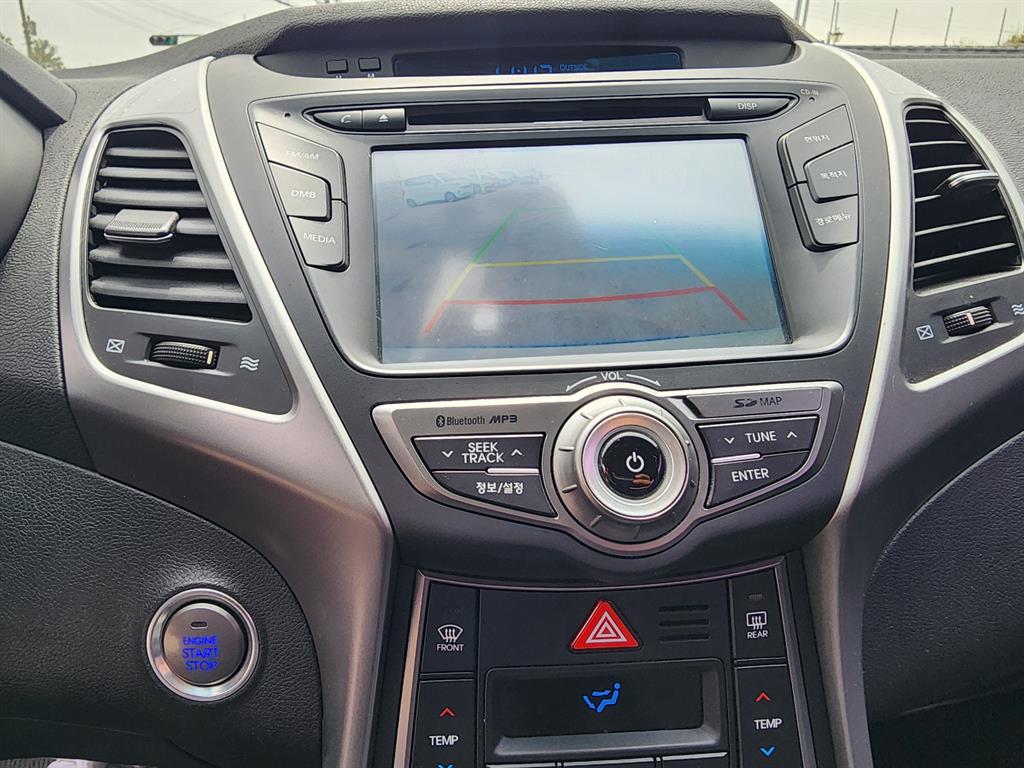 HYUNDAI Avante 2014 Blanco - Importación desde Corea - HF Imports Iquique - Foto 14