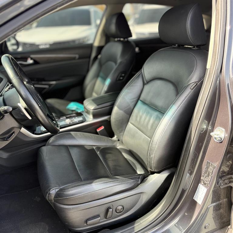 KIA K7 - Vista 7