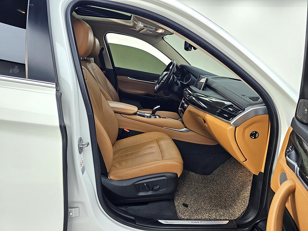 BMW X6 - Vista 11