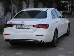 Mercedes Benz E class - Vista 6